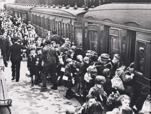 Evacuation of children at Lime Street Station, Liverpool, 1939.